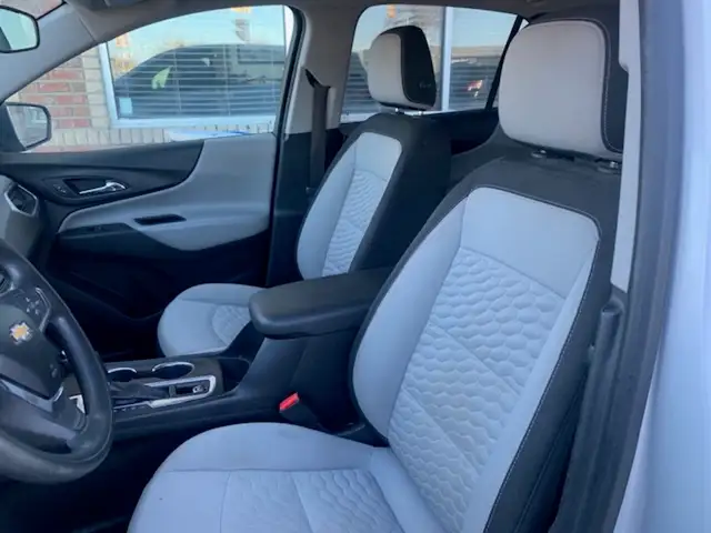 2019 Chevrolet Equinox AWD 4dr LS w-1LS - Photo 5