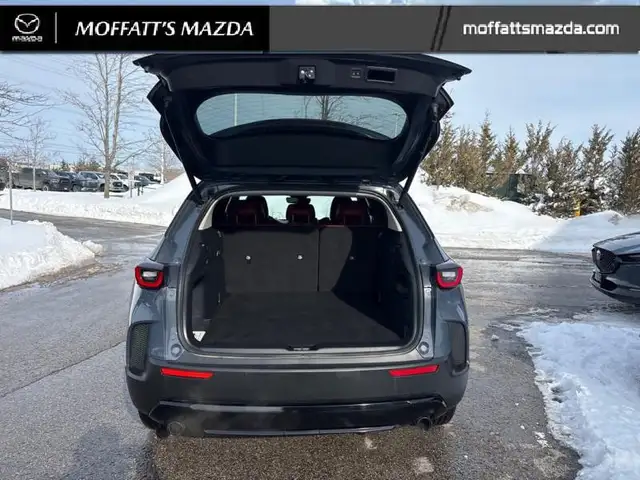 2025 Mazda CX-50 Hybrid Kuro RARE - LOW MILEAGE - ONE OWNER - Photo 10