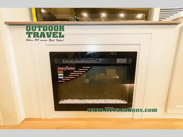 2026 Grand Design Influence 2903RL - Photo 13