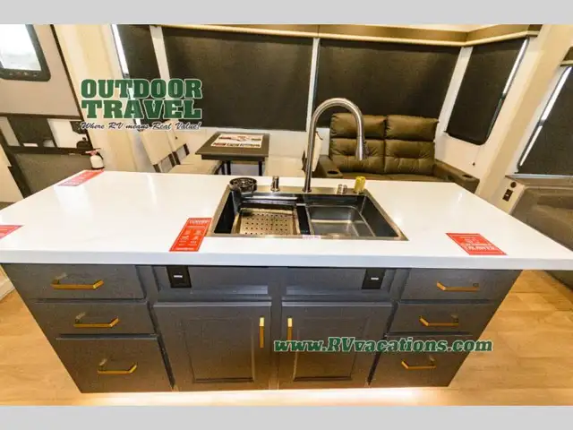 2026 Grand Design Influence 2903RL - Photo 14