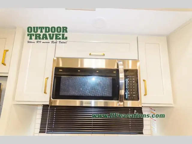 2026 Grand Design Influence 2903RL - Photo 16