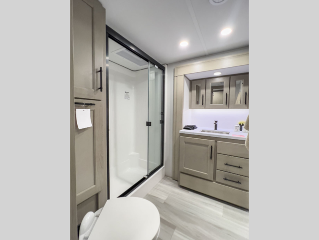 2026 Grand Design Influence 2903RL - Photo 40