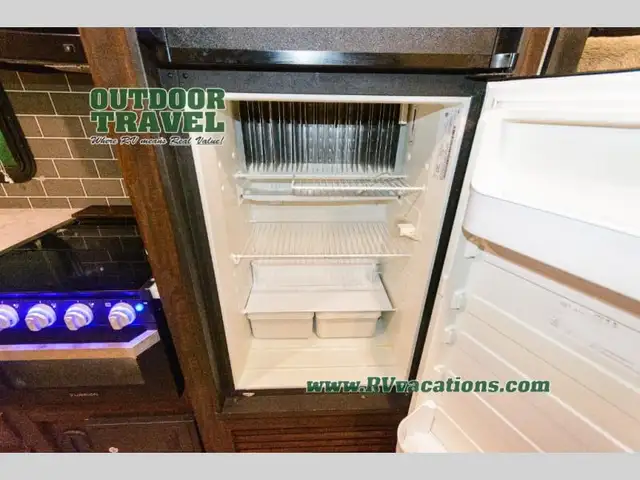 2019 Prime Time RV Tracer Breeze 24DBS - Photo 26