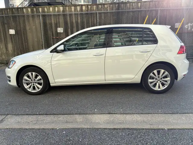 2016 Volkswagen Golf 5dr Hatchback Automatic 1.8 TSI Highline - Photo 6