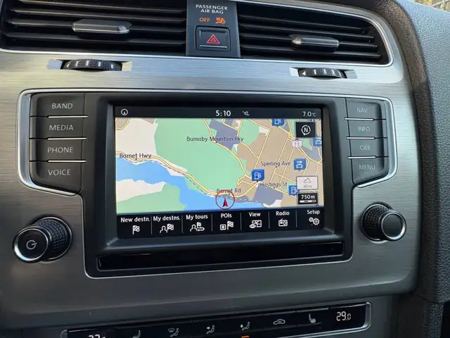 2016 Volkswagen Golf 5dr Hatchback Automatic 1.8 TSI Highline - Photo 17