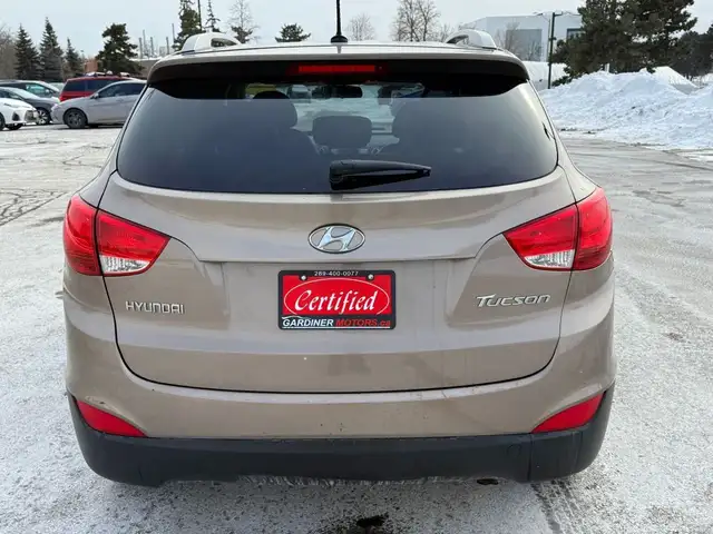 2011 Hyundai Tucson GLS 4dr Front-wheel Drive Automatic - Photo 6