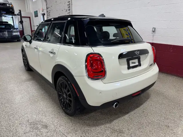 2020 MINI 5 Door COOPER|PANO-ROOF - REAR CAMERA - COMFORT ACCESS - Photo 4