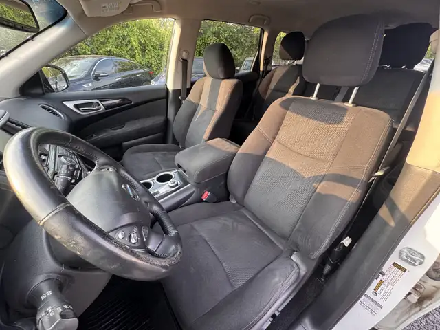 2015 Nissan Pathfinder 4WD SV Hybrid - Photo 21