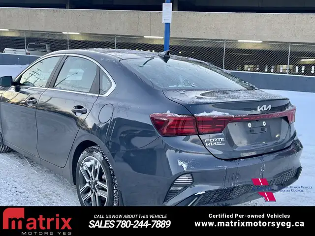 2023 KIA Forte GT-Line - Photo 7