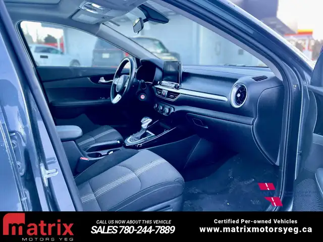 2023 KIA Forte GT-Line - Photo 13