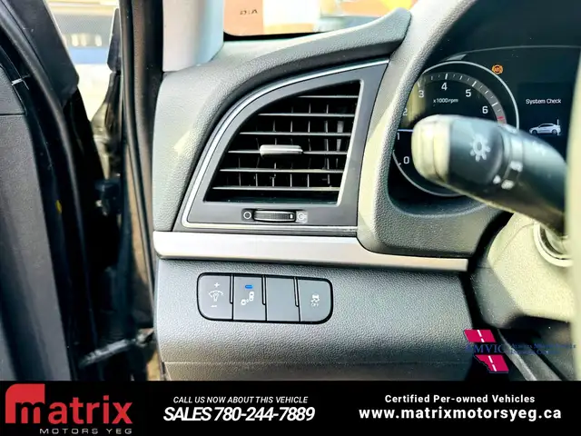 2018 Hyundai Elantra Limited - Photo 19