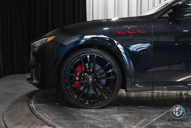 2022 Maserati Levante Trofeo - Photo 28