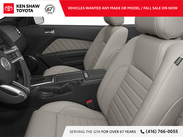 2014 Ford Mustang V6 Premium - Photo 6