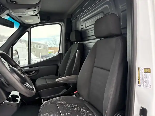 2019 MERCEDES-BENZ SPRINTER 2500 CARGO VAN-3.0L/V6 DIESEL! CARGO - Photo 13