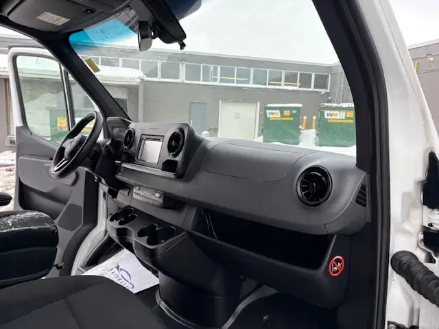 2019 MERCEDES-BENZ SPRINTER 2500 CARGO VAN-3.0L/V6 DIESEL! CARGO - Photo 15