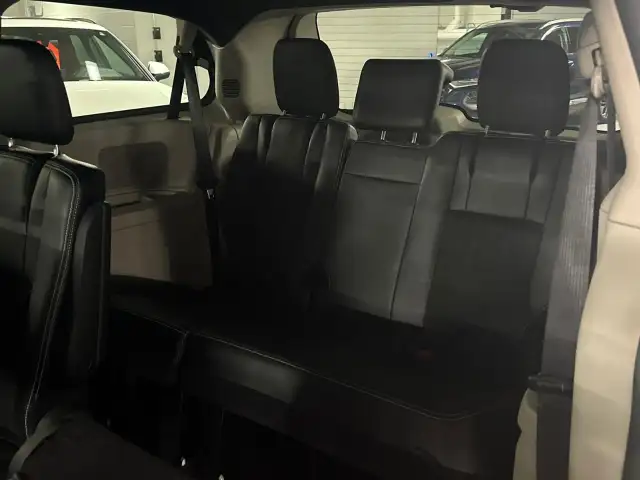2019 Dodge Grand Caravan CVP/SXT SE Plus|| Power Windows|| Ex... - Photo 21