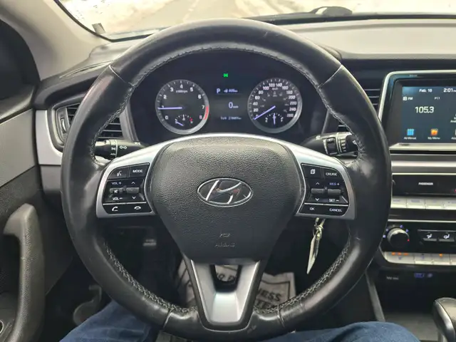 2019 Hyundai Sonata Essential IVT Heated Seats ,Reverse Camera , - Photo 19