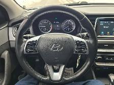 2019 Hyundai Sonata Essential IVT Heated Seats ,Reverse Camera , - Photo 19