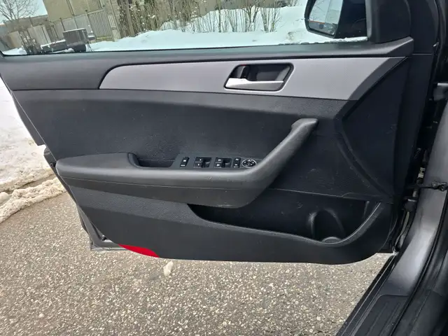 2019 Hyundai Sonata Essential IVT Heated Seats ,Reverse Camera , - Photo 24