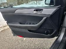 2019 Hyundai Sonata Essential IVT Heated Seats ,Reverse Camera , - Photo 24