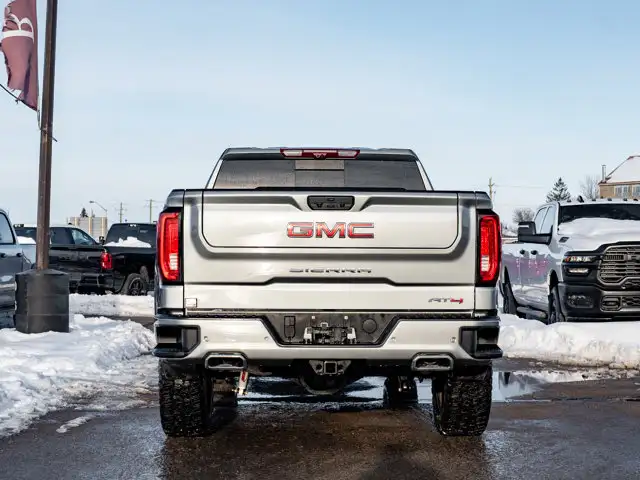 2025 GMC Sierra 1500 AT4 - Photo 7