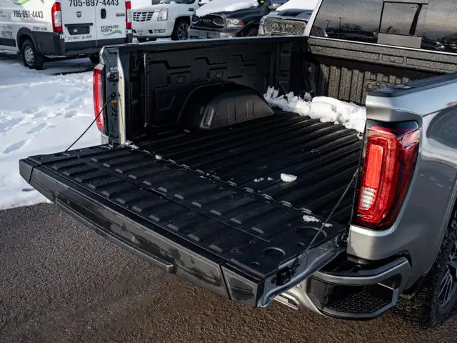 2025 GMC Sierra 1500 AT4 - Photo 8