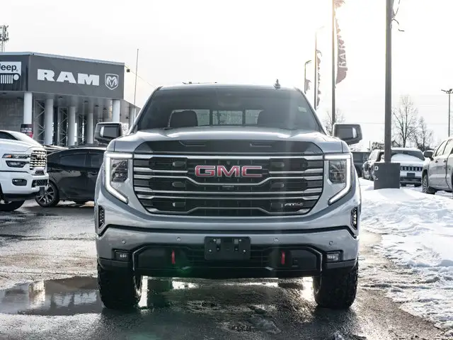 2025 GMC Sierra 1500 AT4 - Photo 12