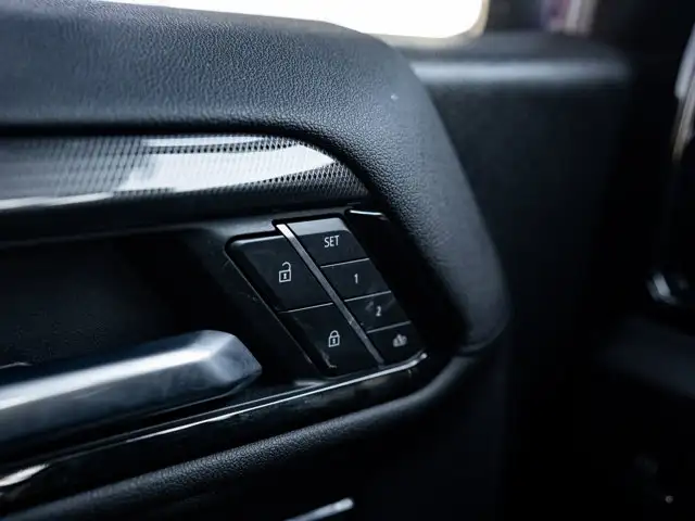 2025 GMC Sierra 1500 AT4 - Photo 25