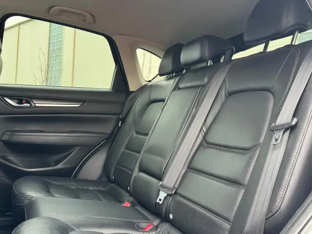 2017 Mazda CX-5 GT ONE OWNER - Photo 32