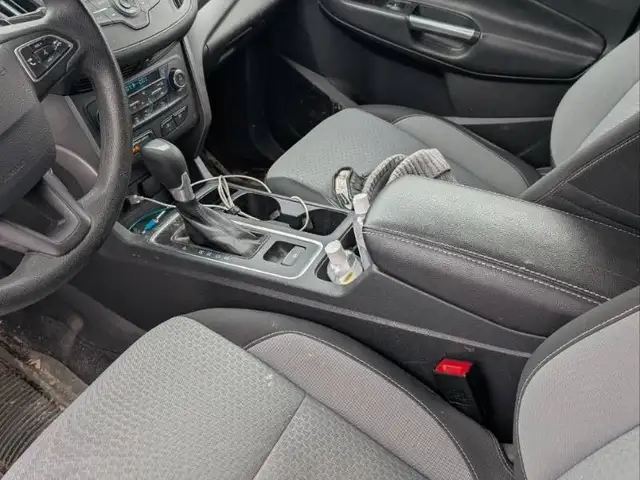 2017 FORD ESCAPE SE | 4WD | CLEAN CARFAX - Photo 5