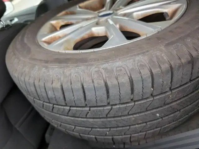 2017 FORD ESCAPE SE | 4WD | CLEAN CARFAX - Photo 6