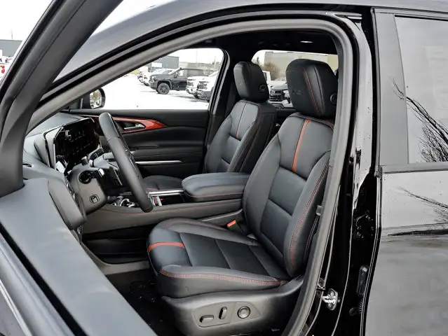 2026 Chevrolet Traverse - Photo 17