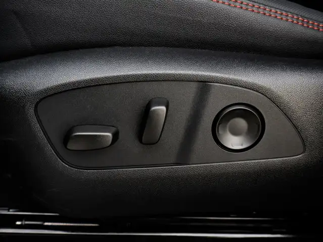 2026 Chevrolet Traverse - Photo 23