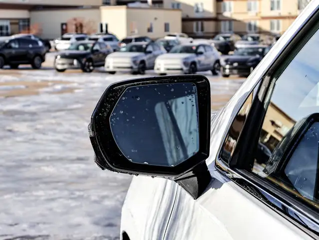 2026 Chevrolet Suburban High Country - Photo 7