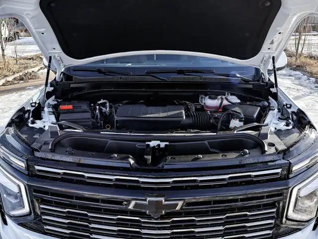 2026 Chevrolet Suburban High Country - Photo 9