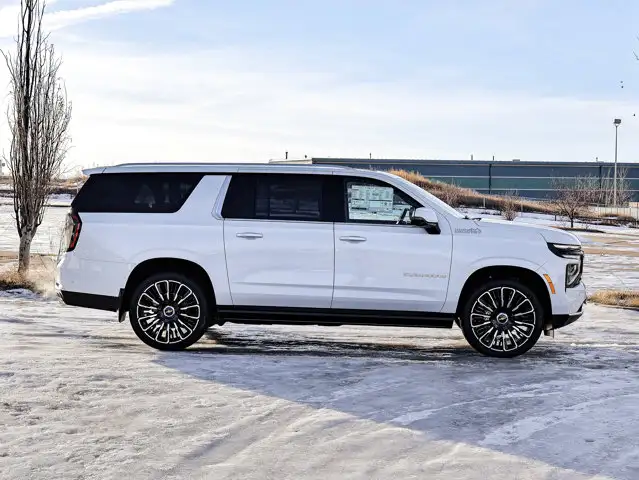 2026 Chevrolet Suburban High Country - Photo 14