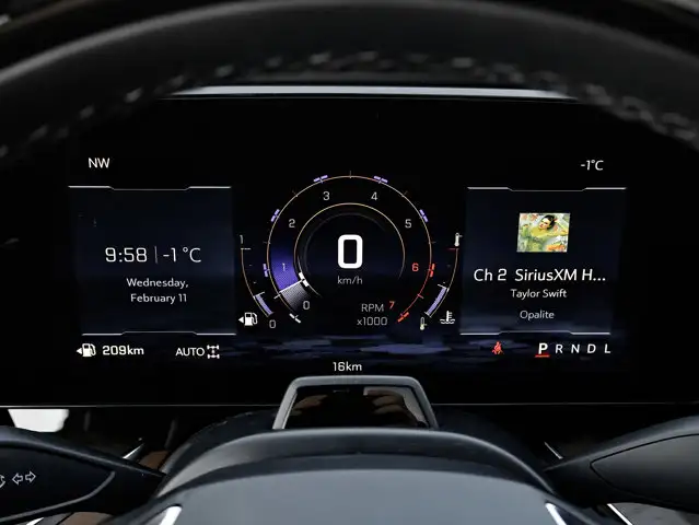 2026 Chevrolet Suburban High Country - Photo 24