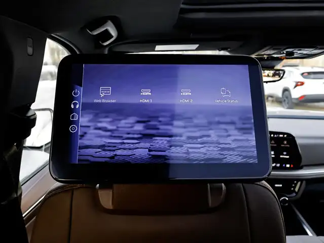 2026 Chevrolet Suburban High Country - Photo 31