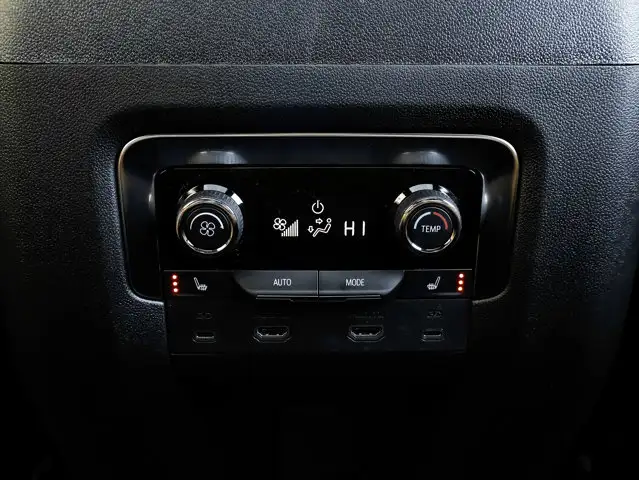 2026 Chevrolet Suburban High Country - Photo 32