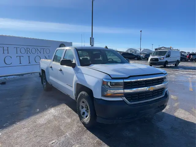 2018 Chevrolet Silverado 1500 - Photo 4