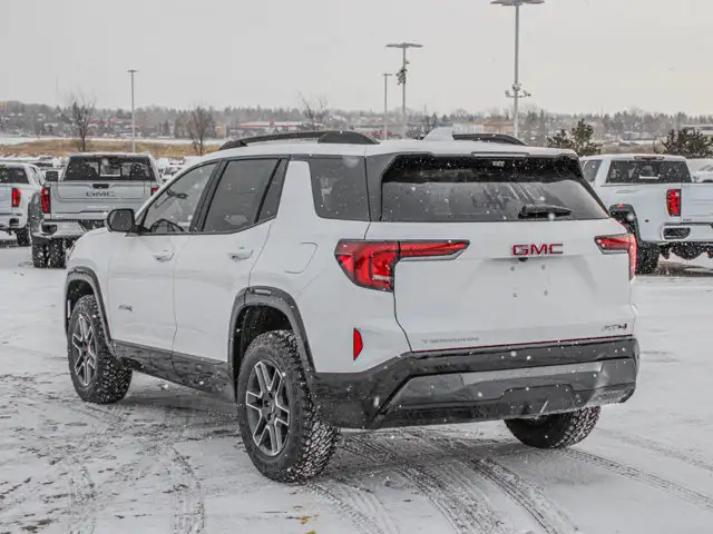 2026 GMC Terrain AWD AT4 - Photo 6