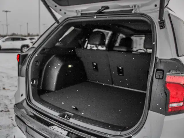 2026 GMC Terrain AWD AT4 - Photo 8