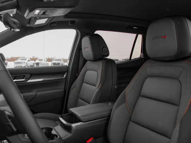 2026 GMC Terrain AWD AT4 - Photo 32