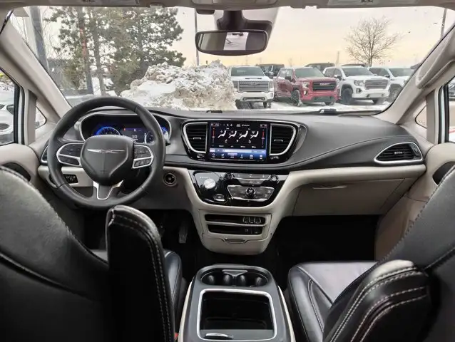 2022 Chrysler Pacifica Touring L V6 AWD - Photo 7