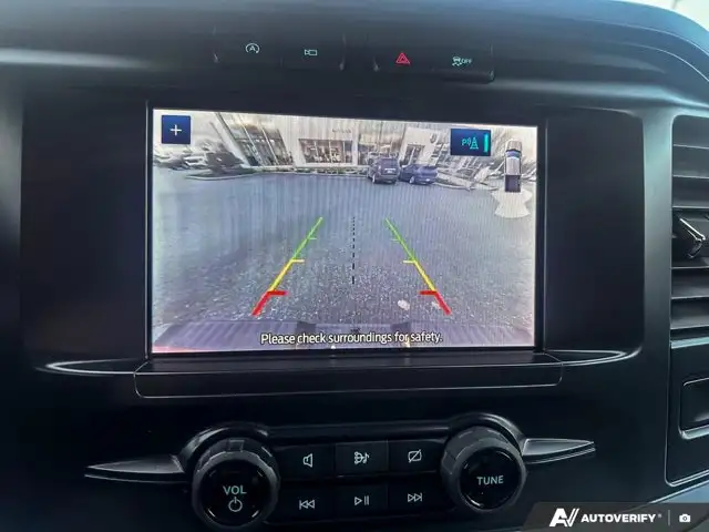 2022 Ford F-150 Backup Camera | Screen Display - Photo 23