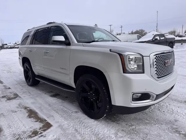 2016 GMC Yukon Denali - Photo 3