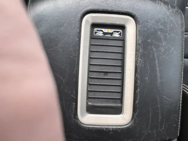 2016 GMC Yukon Denali - Photo 24