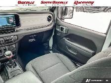 2025 Jeep Wrangler 2DR SPORT | CLEAN CARFAX | LOCAL TRADE | MANU - Photo 25