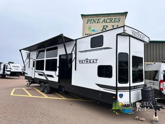 2025 Keystone RV Retreat 391HBDL 5.99%