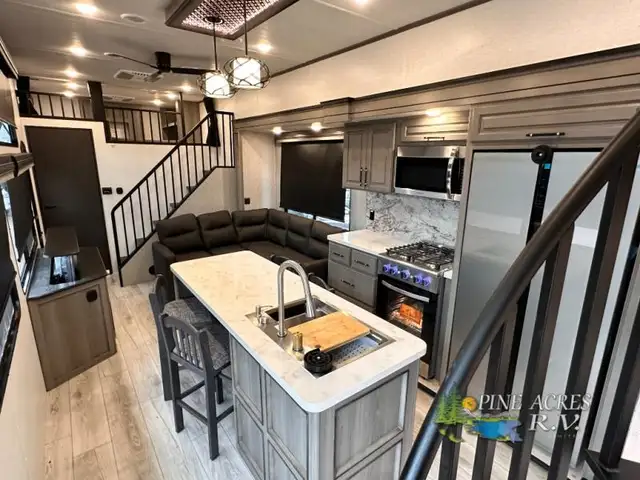 2025 Keystone RV Retreat 391HBDL 5.99% - Photo 8